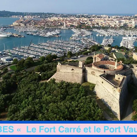 61 Place Nationale * Antibes