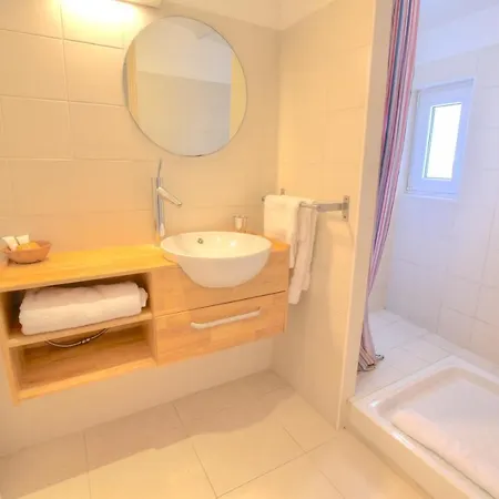 61 Place Nationale Apartment Antibes